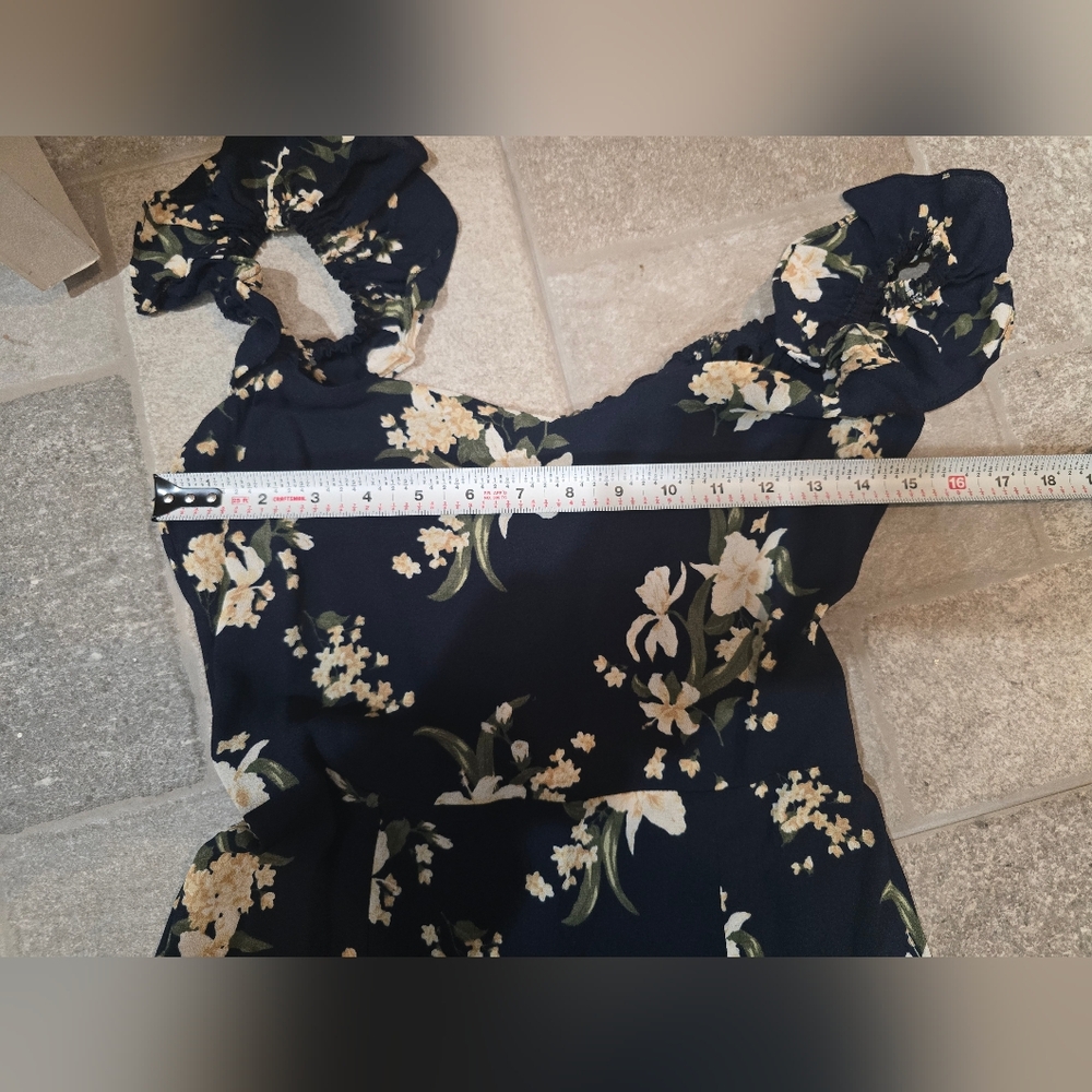 Reformation Midi Dress Navy Blue Small Floral 4 6 Small Spring Summer Flutter S - Picture 14 of 15